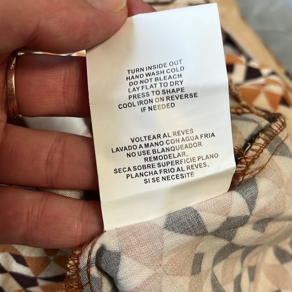 Coco + Jaimeson Brown Geo V-Neck Sleeveless Printed Spaghetti Strap Jumpsuit NWT - Picture 6 of 14